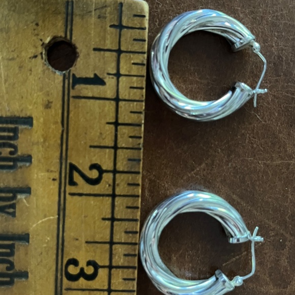 Sterling silver Twisted Hoops - Picture 2 of 6